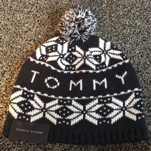 Tommy Hilfiger Men’s Winter Hat Pom Pom Beanie